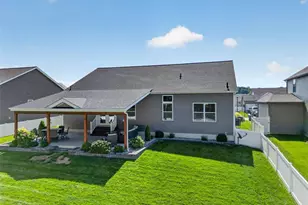345 Mystic Brook Dr, O'Fallon, MO 63366 - Photo 38
