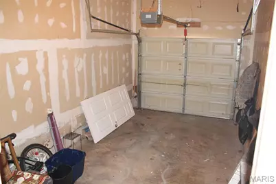 7019 Heege Road #A, Saint Louis, MO 63123 - Photo 22