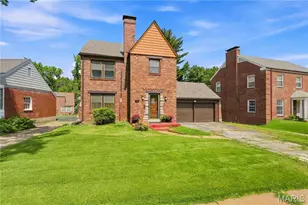 7405 Huntington Dr, Saint Louis, MO 63121 - Photo 2