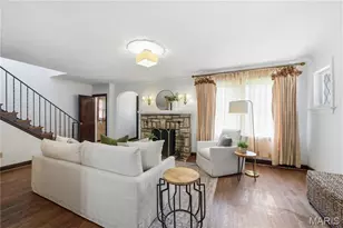 7405 Huntington Dr, Saint Louis, MO 63121 - Photo 8