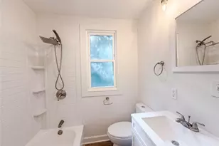 415 N 4th St, Saint Charles, MO 63301 - Photo 14