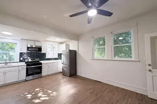 415 N 4th St, Saint Charles, MO 63301 - Photo 2