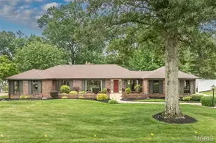 12050 Charwick Dr, Saint Louis, MO 63128 - Photo 1