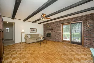 12050 Charwick Dr, Saint Louis, MO 63128 - Photo 12