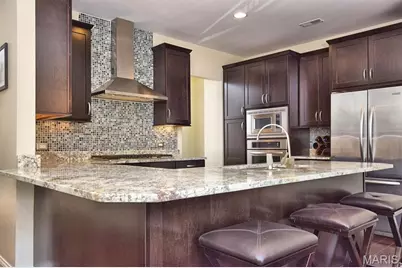 6451 Clayton Road #303, Saint Louis, MO 63117 - Photo 4