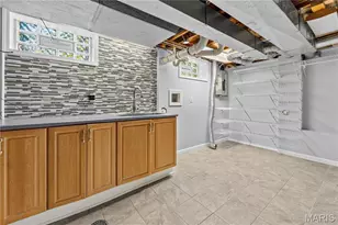 219 Sunningwell Dr, Webster Groves, MO 63119 - Photo 30