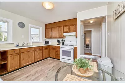 3135 La Vista Drive, Saint Ann, MO 63074 - Photo 6