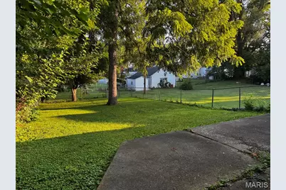 1211 N Carolina Street, Louisiana, MO 63353 - Photo 26