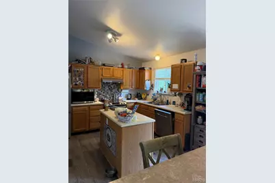 250 Derek Drive, Hawk Point, MO 63349 - Photo 10