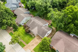 808 Dinard Dr, Ballwin, MO 63021 - Photo 22