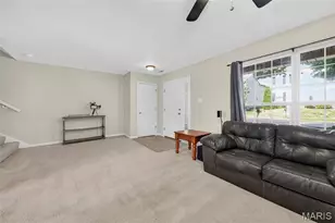 916 Carpathian Dr, Lake Saint Louis, MO 63367 - Photo 10