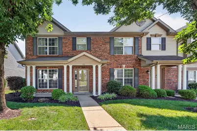 916 Carpathian Drive, Lake Saint Louis, MO 63367 - Photo 2