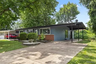 2025 Thunderbird Ave, Florissant, MO 63033 - Photo 1