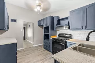 2025 Thunderbird Ave, Florissant, MO 63033 - Photo 10