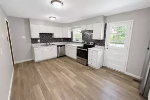 1800 Bobbinray Ave, Florissant, MO 63031 - Photo 10