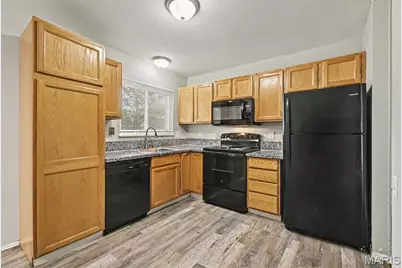 2640 Suffolk Place, Florissant, MO 63033 - Photo 4