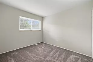 2640 Suffolk Pl, Florissant, MO 63033 - Photo 8