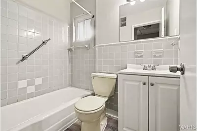 2640 Suffolk Place, Florissant, MO 63033 - Photo 18