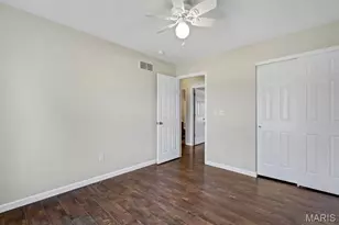 907 Sherwood Dr, Warrenton, MO 63383 - Photo 20