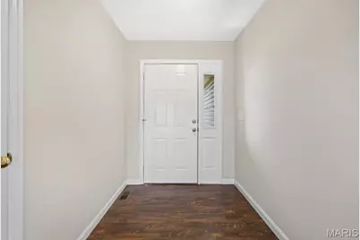 907 Sherwood Drive, Warrenton, MO 63383 - Photo 10