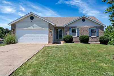 907 Sherwood Drive, Warrenton, MO 63383 - Photo 1