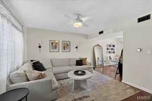 1663 E Swan Cir, Saint Louis, MO 63144 - Photo 6