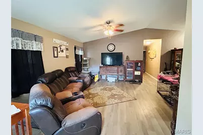 110 Autumn Oaks, Saint Clair, MO 63077 - Photo 6