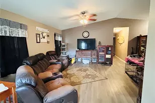 110 Autumn Oaks, Saint Clair, MO 63077 - Photo 6