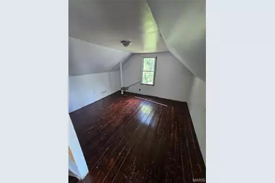 4065 Schiller Place, Saint Louis, MO 63116 - Photo 8
