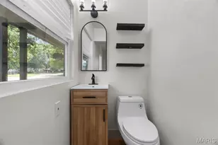 6705 Village Square Dr, Hazelwood, MO 63042 - Photo 18