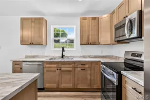 812 Kennett St, De Soto, MO 63020 - Photo 16