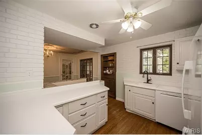 1119 Cheshire Lane, Saint Louis, MO 63119 - Photo 4
