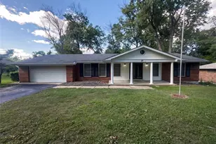 27 Nob Hill Dr, Hazelwood, MO 63138 - Photo 2