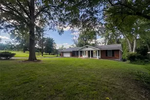 27 Nob Hill Dr, Hazelwood, MO 63138 - Photo 8