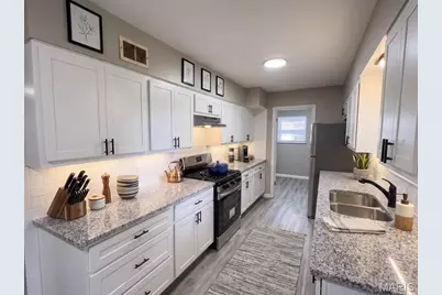 27 Nob Hill Drive, Hazelwood, MO 63138 - Photo 22