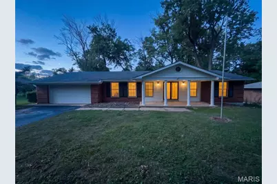 27 Nob Hill Drive, Hazelwood, MO 63138 - Photo 1