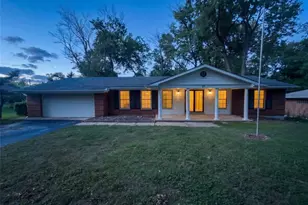 27 Nob Hill Dr, Hazelwood, MO 63138 - Photo 1
