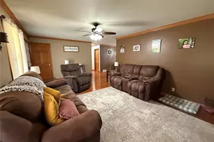 137 Rosewood Dr, Hannibal, MO 63401 - Photo 8