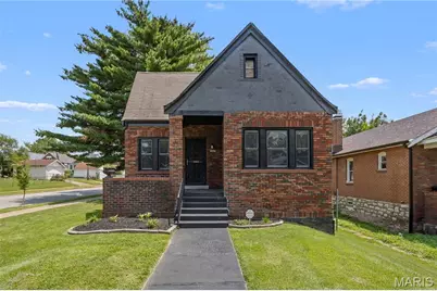 8578 Drury Lane, Saint Louis, MO 63147 - Photo 1