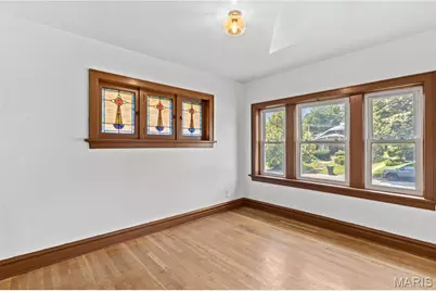 8578 Drury Lane, Saint Louis, MO 63147 - Photo 10