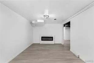 8578 Drury Ln, Saint Louis, MO 63147 - Photo 24
