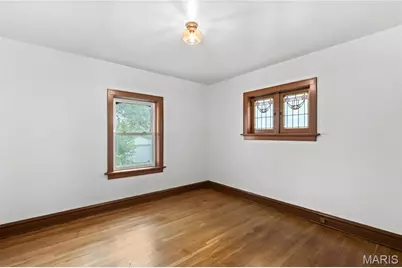 8578 Drury Lane, Saint Louis, MO 63147 - Photo 18