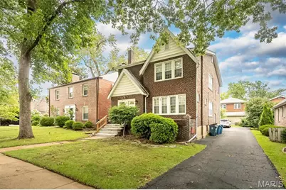 1102 Edward Terrace, Saint Louis, MO 63117 - Photo 2