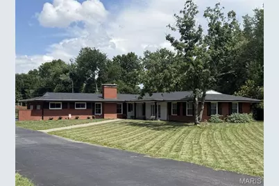 9860 Bridle Trail Lane, Sunset Hills, MO 63128 - Photo 1