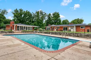 9860 Bridle Trail Ln, Sunset Hills, MO 63128 - Photo 4