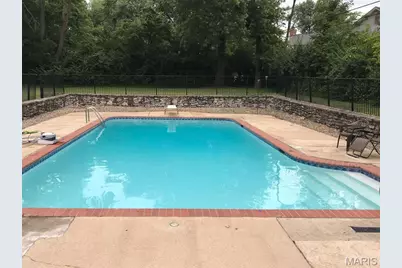 9860 Bridle Trail Lane, Sunset Hills, MO 63128 - Photo 2