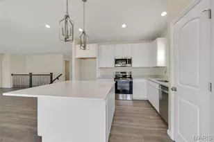 302 Osprey Ct, Lake Saint Louis, MO 63367 - Photo 8