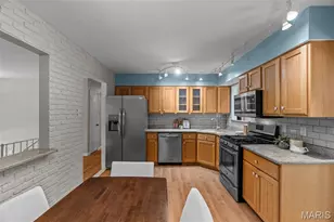 2613 Blackforest Dr, Saint Louis, MO 63129 - Photo 14