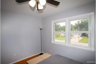 2423 Chaucer Avenue, Overland, MO 63114 - Photo 22