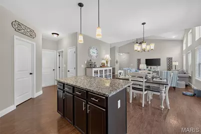 1809 Barclay Trail Drive, Wentzville, MO 63385 - Photo 8